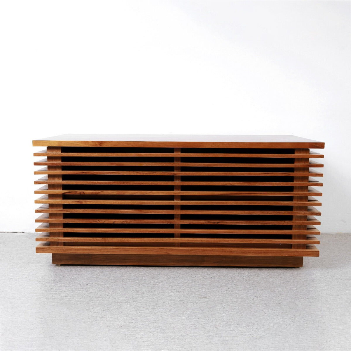 Valencia media console - Image 3