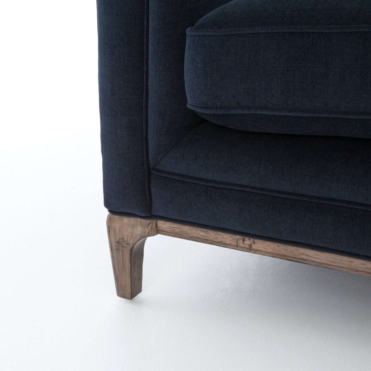 delia Sofa - Image 6