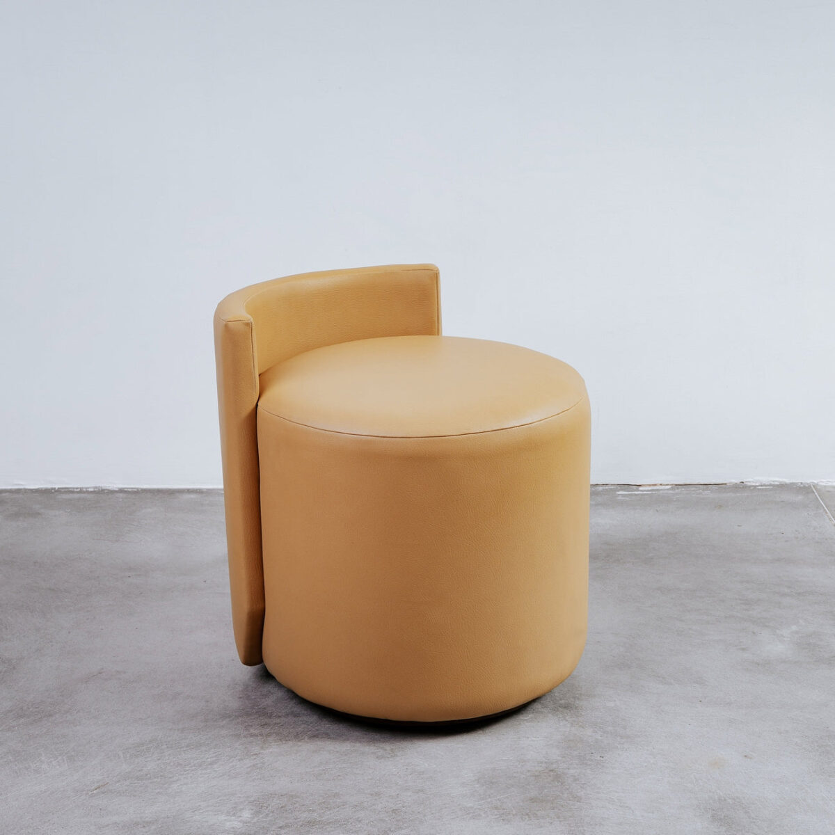 Arjuna Swivel Chair - Image 7