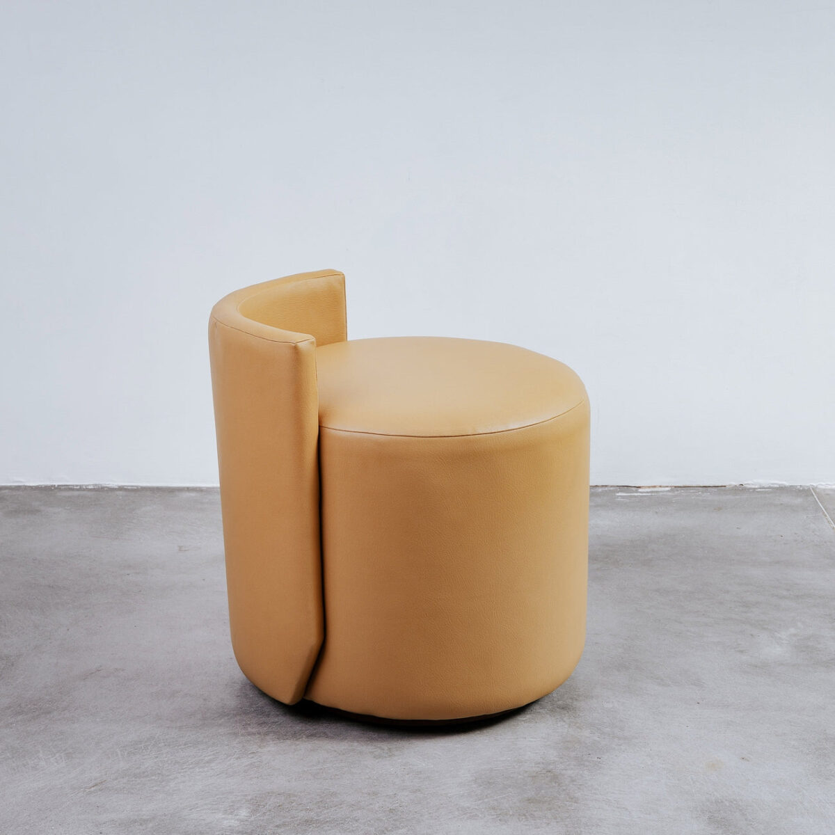 Arjuna Swivel Chair - Image 8