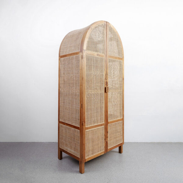 Lemari Teak dan Rotan Arunika