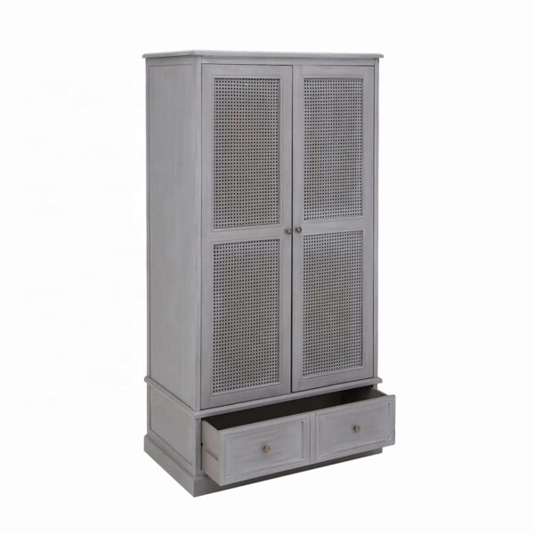 Sari Jati Wardrobe