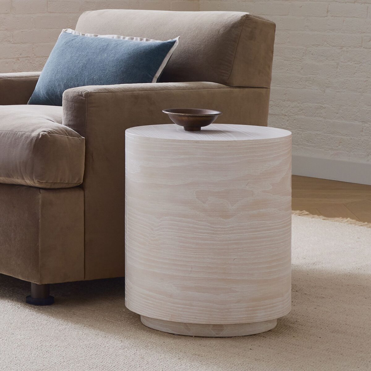 Nara Volume Side Table - Whitewash Finish - Image 4